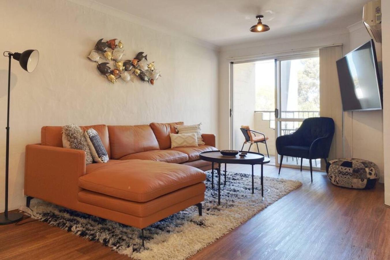 Magical Mcatee W Pool And King Bed Apartment Fremantle Bagian luar foto
